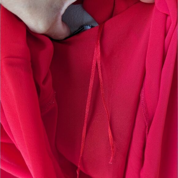 Romeo & Juliette Red Maxi Dress – Deep V, Open Back, Flutter Sleeves – S‎ - Picture 7 of 10